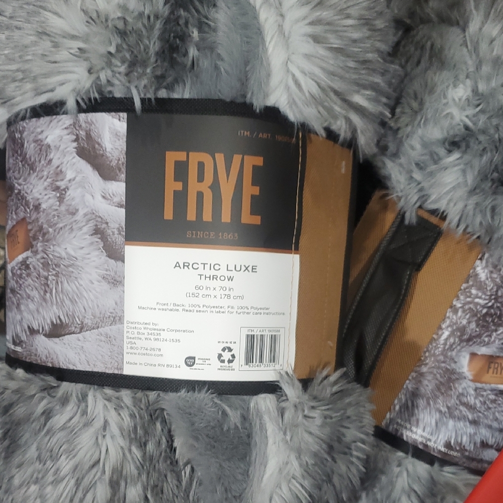 FRYE Women Jeans - Gray Cozy Arctic Luxe Throw Accent